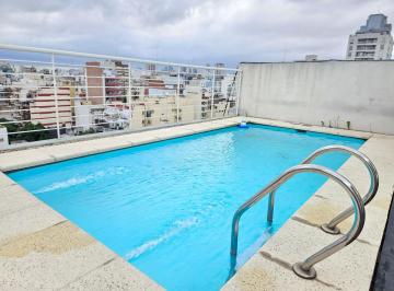 Departamento de 2 ambientes, Belgrano · Alucinante Semipiso - Muy Luminoso - Piso Alto con Piscina