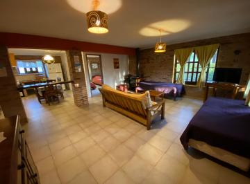 living · Casas Hermosas con Jardín y Pileta, Habilitadas Al Turismo, Escritura Inmediata.