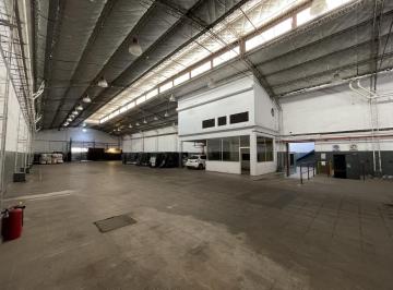 Bodega-Galpón · 1600m² · Galpon de 1600 m² en Alquiler - Rubro Textil - Barracas