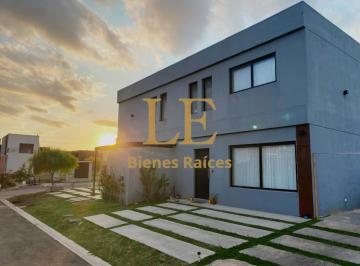 Casa · 125m² · 4 Ambientes · 2 Cocheras · Venta Duplex, Barrio Springpark, Pilar