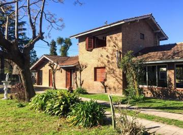 Casa · 209m² · 6 Ambientes · 2 Cocheras · La Union, Ezeiza - Excelente Casa Sobre Lote de 1400 m²