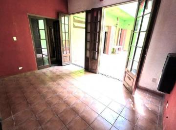 PH de 4 ambientes, Villa Urquiza · PH de 4 Amb 145 m² con Patio, Cochera, Posib Local, 3 Dorm, 2 Baños.