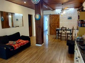 LIVING · Casa 4 Amb, 2 Cocheras, Patio y Terraza - Lote 8,66 X 22 - Campana Al 5600