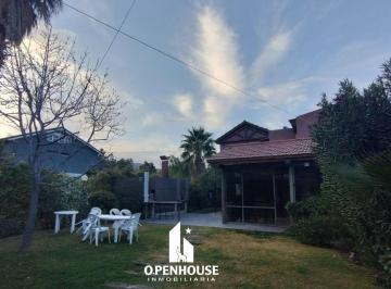 Casa · 337m² · 6 Ambientes · 2 Cocheras · Openhouse Inmobiliaria Vende Casa en Barrio Dalvian!