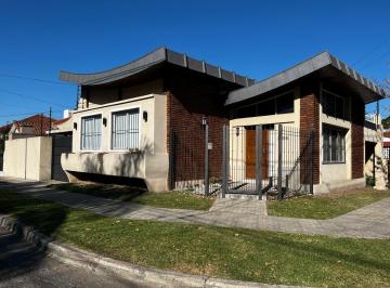 Casa · 160m² · 5 Ambientes · 2 Cocheras · Casa - Castelar Norte - Pedro Goyena y Los Indios