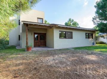 RIH-RIH-38_2 · Casa en Venta Costa Esmeralda Oportunidad