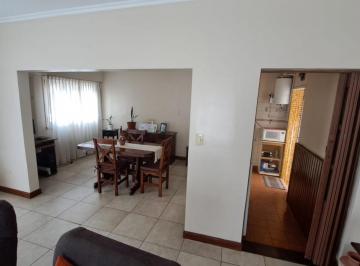 PH · 95m² · 3 Ambientes · Casa de 2 Dorm. en PH con Patio y Lavadero