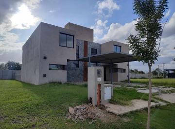Casa de 7 ambientes, Córdoba · Espectacular Duplex, Distrito Sur, Seguridad 24hs