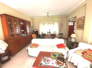 Casa de 5 ambientes, Ituzaingó · Casa en Venta: Parque Leloir: 5 Amb
