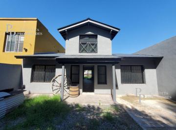 Casa de 4 ambientes, Tigre · Espectacular Chalet a Estrenar en La Bota