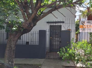 Casa · 83m² · 3 Ambientes · Casa 4 Amb. Barrio Los Andes