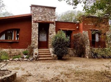Casa · 119m² · 4 Ambientes · 1 Cochera · Casa en Venta 3 Dorm en La Cumbre