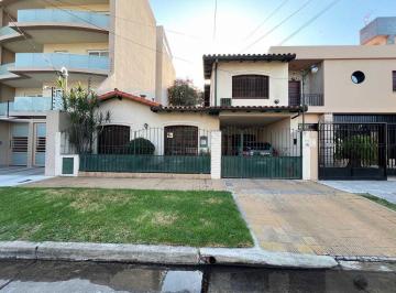 BAT-BAT-3270_2 · Casa 5 Ambientes. | Pisco Al 100