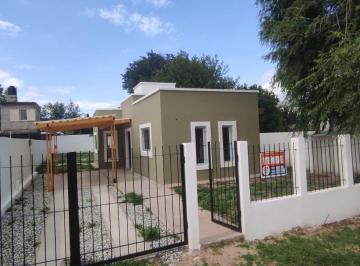 Casa · 90m² · 4 Ambientes · 1 Cochera · Casa + Departamento Santa Maria de Punilla a 2 Cuadras de La Ruta 38