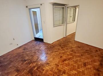 Departamento de 3 ambientes, Barracas · Departamento Tipo Casa en Alquiler - 3 Ambientes