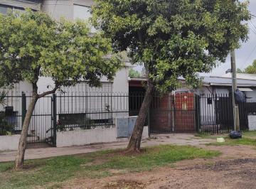 Casa de 3 ambientes, Malvinas Argentinas · En Venta PH Al Fondo a 900 m del Centro de Polvorines