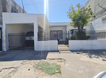 JAP-JAP-1845_2 · Venta de Casa 3 Ambientes en San Justo