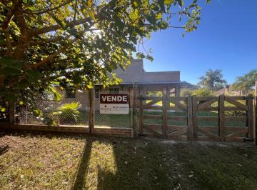 Quinta vacacional de 3 ambientes, San José del Rincón · Casa Quinta en Fincas del Rincon