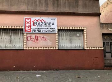 Casa · 218m² · 5 Ambientes · Casa en Venta - Caseros