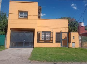 Casa de 4 ambientes, Pilar · Retasada - Casa - Dpto - Galpón - a m de La Guido - Panamericana