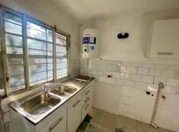 Casa · 63m² · 4 Ambientes · Se Vende PH en Unquillo a Una Cuadra de San Martin ¡Apto Bancor!