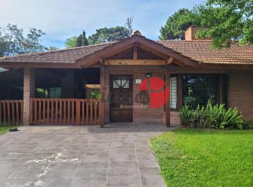 Casa · 169m² · Casa en Venta - Zona Iglesia - Calidad de Construcción - Comoda