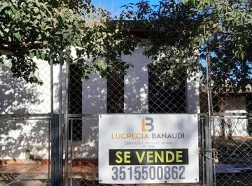 Casa de 10 ambientes, Villa Cura Brochero · Oportunidad en Cura Brochero! Calle Oncativo