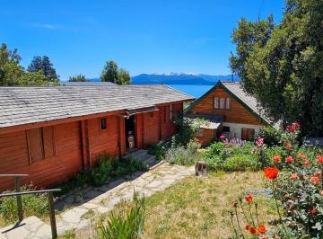 Casa · 90m² · 5 Ambientes · Lote de m² con Dos Casas