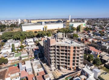 Departamento · 61m² · 2 Ambientes · En Venta - Departamento de un Dormitorio con Amenities - Alberdi