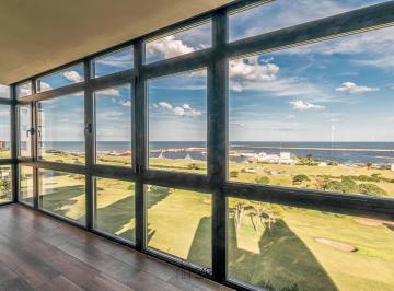 Departamento · 120m² · 3 Ambientes · 1 Cochera · Departamento - Playa Grande