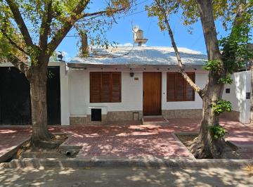 Casa de 6 ambientes, Las Heras · Mitre / Espejo