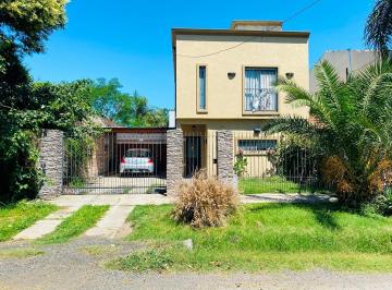 Casa · 100m² · 3 Ambientes · 2 Cocheras · Casa en Venta: Ituzaingo Norte: 3 Amb.