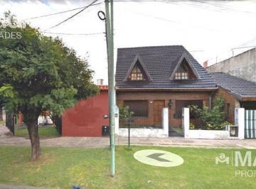Casa · 171m² · 4 Ambientes · 1 Cochera · Casa Venta San Antonio de Padua 4 Ambientes