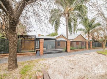 Casa · 170m² · 4 Ambientes · 2 Cocheras · Venta Hermosa Casa 3 Dorm. - Fisherton, Rosario