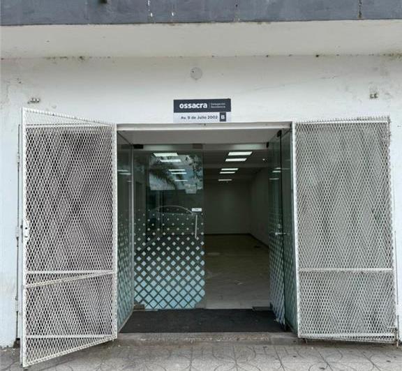 Local comercial · 320m²