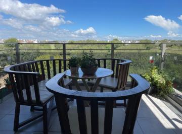 Departamento · 72m² · 4 Ambientes · 1 Cochera · Departamento 3 Dorm. en Venta, Casonas de Los Arcos, Manantiales.