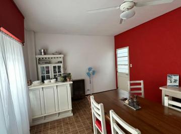 Departamento · 80m² · 3 Ambientes · Depto 2 Dorm + Dos Locales - Excelente Sector
