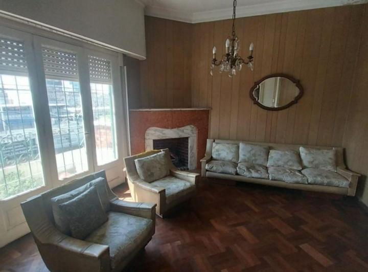 Departamento · 180m² · 7 Ambientes