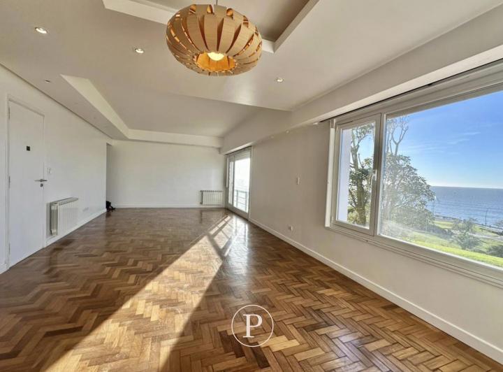 Departamento · 150m² · 5 Ambientes · 1 Cochera