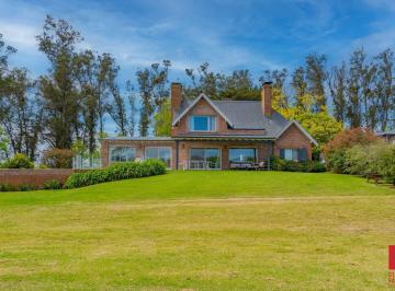 Casa de 4 ambientes, Mar del Plata · Casa en Marayui