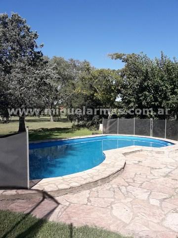 Casa · 250m² · 4 Ambientes · 1 Cochera