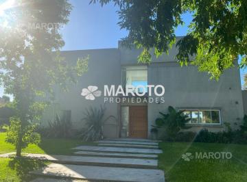 Casa · 200m² · 5 Ambientes · 2 Cocheras · Casa en Alquiler - Haras Santa Maria - Maroto Propiedades