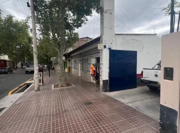 Bodega-Galpón de 7 ambientes, Godoy Cruz · Vende Taller/galpon y Casa en Godoy Cruz