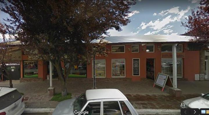 Local comercial · 420m² · 5 Ambientes · 12 Cocheras