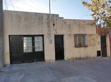 Casa · 1m² · 3 Ambientes · 1 Cochera · Casa en Venta - Guemes 6400 - Santa Fe