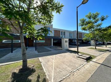 Casa · 116m² · 4 Ambientes · 4 Cocheras · Moderna Casa a Estrenar en Hanami Park, Nordelta