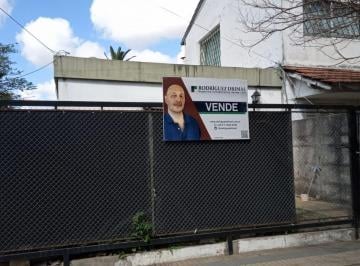 Casa · 63m² · 5 Ambientes · 2 Cocheras · Casa en Turdera 3 Dorm. Excelente Ubicacion! Oportunidad! Apto Credito