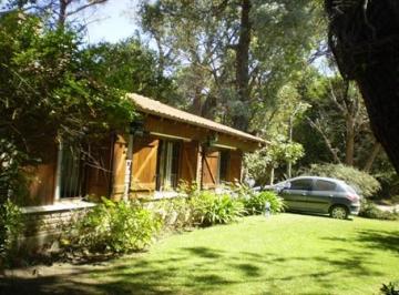 Casa de 6 ambientes, Villa Gesell · Chalet Totalmente Equipado en Villa Gesell - Barrio Norte.