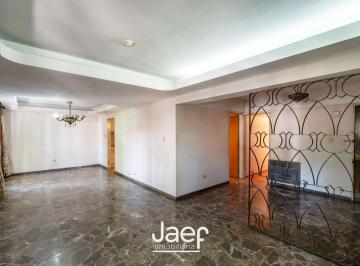 Living e ingreso · Departamento Piso Exclusivo 3 Dorm. con Gran Patio y Cocheras