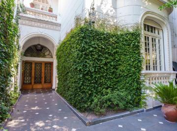 Casa · 500m² · 8 Ambientes · 1 Cochera · Casa en Alquiler en Belgrano R
